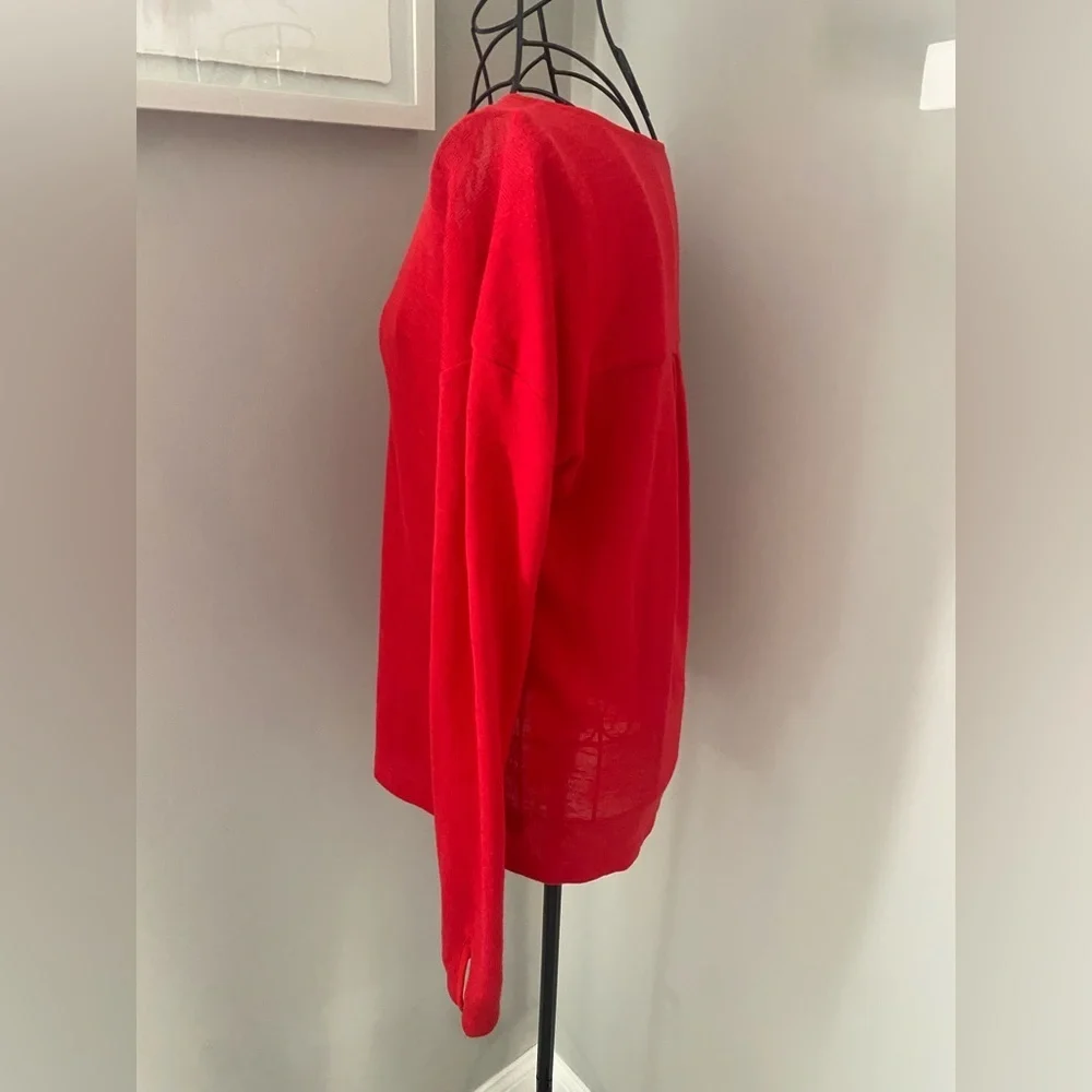 Sanctuary Women’s Red V-Neck Sweater in Size XS❤️